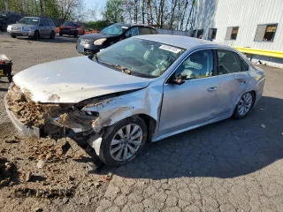 2013 Volkswagen Passat SE with VIN 1VWBP7A36DC067614, listed as a Copart auction lot 53286155 with 155,945 mi miles and Salvage title. Bid and sale history available at DreamBid. Image 1.