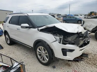 2018 Ford Explorer Limited with VIN 1FM5K7F8XJGC68970, listed as a Copart auction lot 47116115 with 105,759 mi miles and Salvage Title. Bid and sale history available at carsss.com. Image 4.