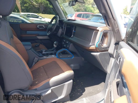 2022 Ford Bronco with VIN 1FMDE5AH3NLA89231, listed as a IAAI auction lot 42399132 with 13,244 mi miles and . Bid and sale history available at DreamBid. Image 5.