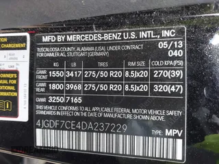 2013 Mercedes-Benz GL-Class GL 450 with VIN 4JGDF7CE4DA237229, listed as a IAAI auction lot 41912216 with 144,333 mi miles. Bid and sale history available at carsss.com. Image 9.