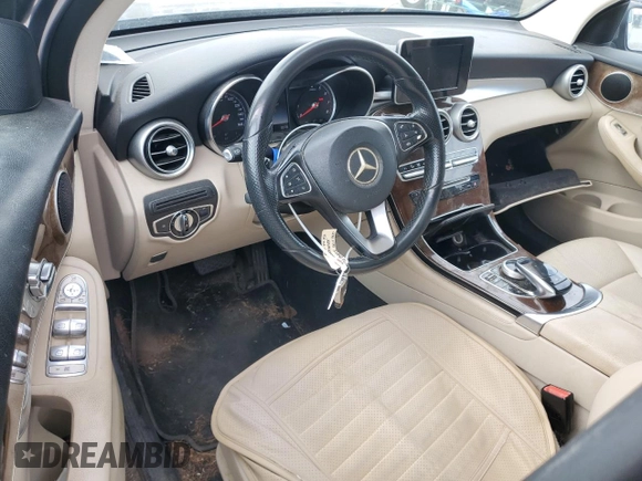2016 Mercedes-Benz GLC 300 z VIN WDC0G4JB5GF093991, wystawiony jako Copart lot #45162625 z przebiegiem 159 985 mil mil oraz Szkoda całkowita • Salvage title. Historia ofert i sprzedaży dostępna na DreamBid. Obrazek 8.