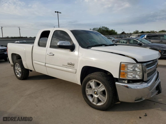 2012 Chevrolet Silverado 1500 LT with VIN 1GCRCSE08CZ128098, listed as a Copart auction lot 50542005 with 137,196 mi miles and Salvage Title. Bid and sale history available at carsss.com. Image 4.