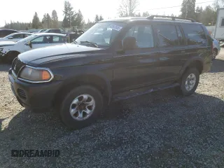 2003 Mitsubishi Montero Sport ES with VIN JA4LS21H23J001084, listed as a Copart auction lot 42647645 with 132,821 mi miles and Salvage Title. Bid and sale history available at carsss.com. Image 1.