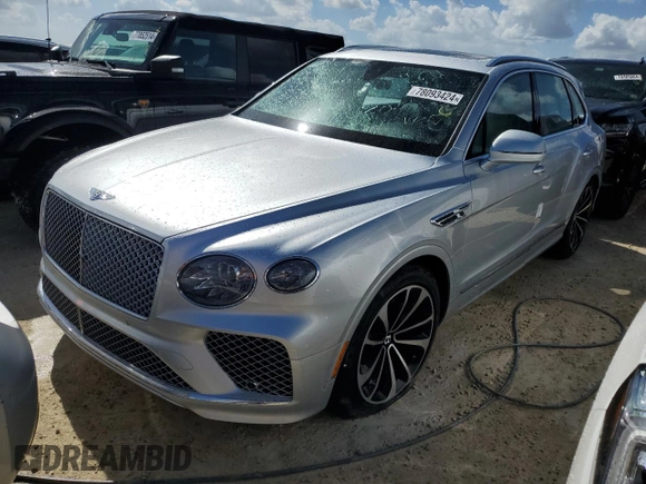 2021 Bentley Bentayga V8 z VIN SJAAM2ZV4MC034001, wystawiony jako Copart lot #78093424 z przebiegiem Nie podano mil oraz Szkoda całkowita • Salvage title. Historia ofert i sprzedaży dostępna na DreamBid. Obrazek 1.
