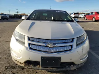 2012 Chevrolet Volt with VIN 1G1RD6E44CU106371, listed as a Copart auction lot 80160984 with Not Provided miles and Salvage Title. Bid and sale history available at carsss.com. Image 5.