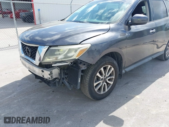2014 Nissan Pathfinder Platinum with VIN 5N1AR2MN4EC703503, listed as a IAAI auction lot 41544972 with 162,287 mi miles and . Bid and sale history available at DreamBid. Image 12.