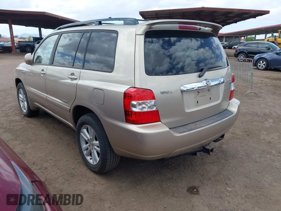 2007 Toyota Highlander Hybrid with VIN JTEGW21A570019035, listed as a IAAI auction lot 42042174 with 1 mi miles. Bid and sale history available at carsss.com. Image 3.