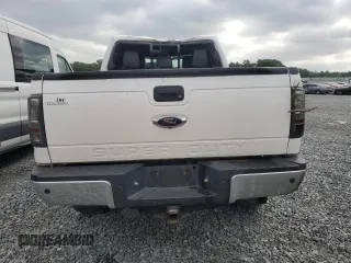 2016 Ford F-350 Platinum z VIN 1FT8W3BTXGEB92969, wystawiony jako Copart lot #56999755 z przebiegiem 196 002 mil mil oraz Szkoda całkowita • Salvage title. Historia ofert i sprzedaży dostępna na DreamBid. Obrazek 6.