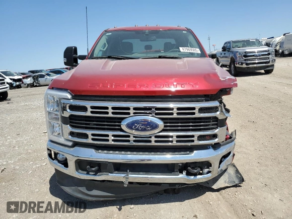 2023 Ford F-250 XL with VIN 1FT7W2BT0PEC05492, listed as a Copart auction lot 47969505 with 31,998 mi miles and Salvage title. Bid and sale history available at DreamBid. Image 5.