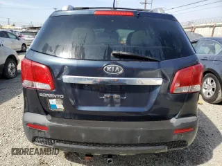 2012 Kia Sorento LX with VIN 5XYKT4A28CG259972, listed as a Copart auction lot 50072505 with 216,162 mi miles and Clean Title. Bid and sale history available at carsss.com. Image 6.