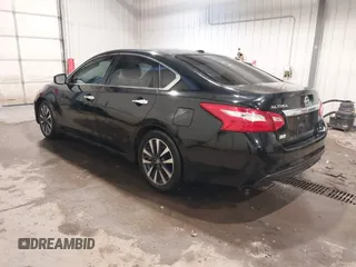 2016 Nissan Altima SR with VIN 1N4AL3AP7GC150890, listed as a IAAI auction lot 41609531 with 86,587 mi miles and . Bid and sale history available at carsss.com. Image 3.