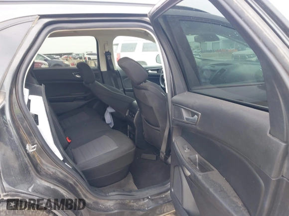 2020 Ford Edge SE с VIN 2FMPK3G98LBB53318, выставлен на аукционе IAAI как лот 42296878 с пробегом 81 461 миль миль и . История ставок и продаж доступна на DreamBid. Изображение 8.
