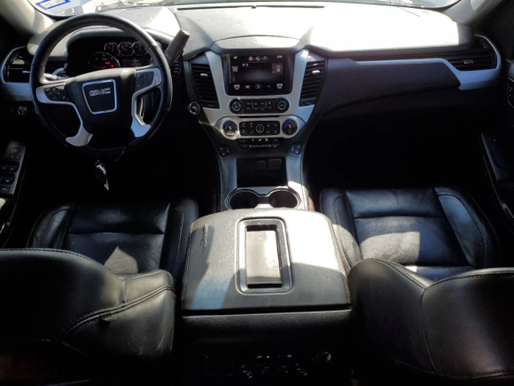 2015 GMC Yukon XL SLT with VIN 1GKS1HKC5FR255473, listed as a Copart auction lot 88680595 with 198,265 mi miles and Salvage Title. Bid and sale history available at carsss.com. Image 8.