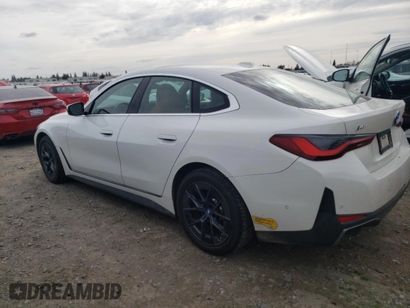 2022 BMW i4 eDrive40 with VIN WBY73AW03NFN11904, listed as a Copart auction lot 46142384 with 15,354 mi miles. Bid and sale history available at carsss.com. Image 2.