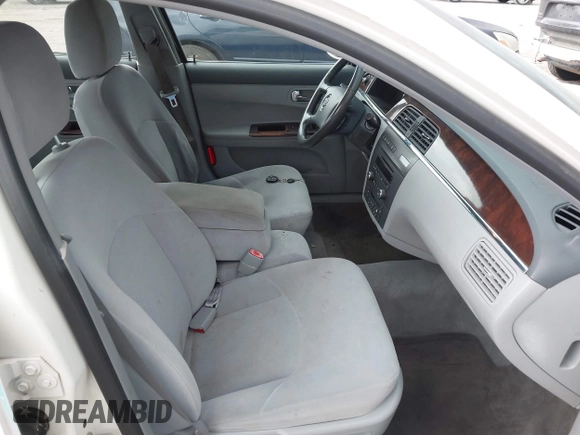 2007 Buick LaCrosse CX with VIN 2G4WC582471198323, listed as a IAAI auction lot 42613043 with 240,463 mi miles and . Bid and sale history available at DreamBid. Image 5.