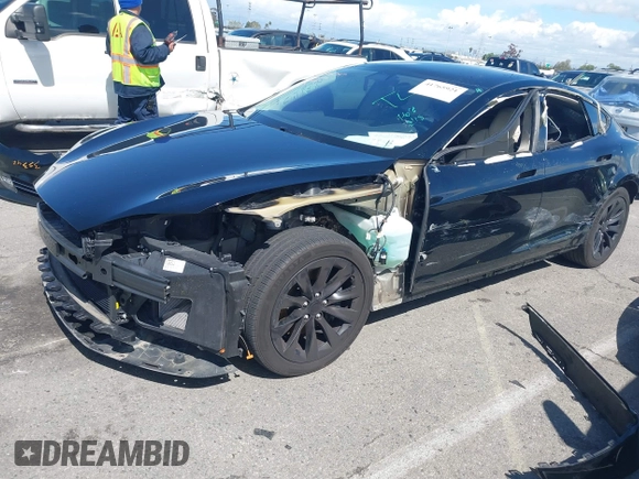 2019 Tesla Model S 75D с VIN 5YJSA1E22KF305722, выставлен на аукционе IAAI как лот 41765921 с пробегом 35 361 миль миль и . История ставок и продаж доступна на DreamBid. Изображение 21.