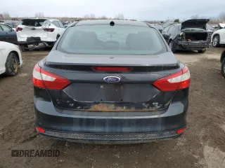 2012 Ford Focus SE with VIN 1FAHP3F24CL458433, listed as a Copart auction lot 48610995 with 283,408 mi miles and Clean Title. Bid and sale history available at DreamBid. Image 6.