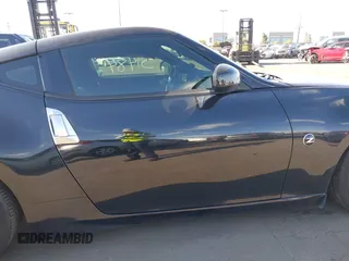 2016 Nissan 370Z with VIN JN1AZ4EH1GM933265, listed as a IAAI auction lot 41831484 with 98,193 mi miles. Bid and sale history available at carsss.com. Image 13.