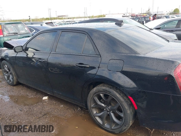 2021 Chrysler 300 S with VIN 2C3CCABG6MH520150, listed as a IAAI auction lot 41991451 with 92,348 mi miles and . Bid and sale history available at DreamBid. Image 13.