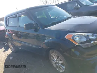 2012 Kia Soul + with VIN KNDJT2A60C7399403, listed as a IAAI auction lot 41820476 with 106,045 mi miles. Bid and sale history available at carsss.com. Image 13.