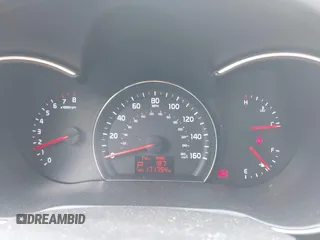 2014 Kia Sorento LX with VIN 5XYKT4A75EG480122, listed as a IAAI auction lot 42113975 with 171,754 mi miles and . Bid and sale history available at carsss.com. Image 7.