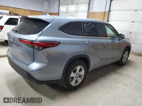2021 Toyota Highlander L with VIN 5TDBZRBH3MS097848, listed as a Copart auction lot 61220625 with 57,658 mi miles and Clean title. Bid and sale history available at DreamBid. Image 3.