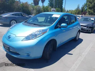 2015 Nissan LEAF S z VIN 1N4AZ0CP1FC333386, wystawiony jako IAAI lot #42344111 z przebiegiem 106 382 mil mil oraz . Historia ofert i sprzedaży dostępna na DreamBid. Obrazek 2.