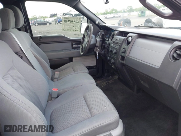 2013 Ford F-150 XL z VIN 1FTFX1CF2DFC39774, wystawiony jako IAAI lot #42330748 z przebiegiem 142 135 mil mil oraz . Historia ofert i sprzedaży dostępna na DreamBid. Obrazek 5.