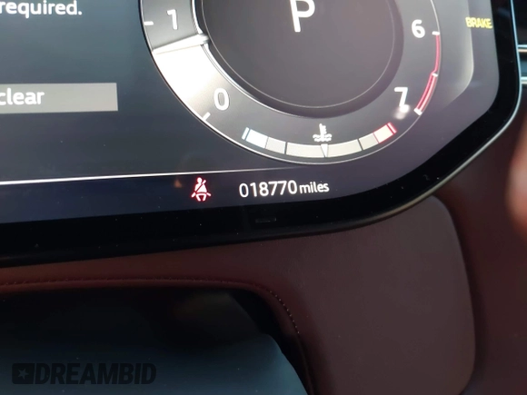 2024 Land Rover Range Rover Sport Dynamic SE z VIN SAL1L9FU9RA158329, wystawiony jako IAAI lot #41096347 z przebiegiem 18 770 mil mil oraz . Historia ofert i sprzedaży dostępna na DreamBid. Obrazek 7.