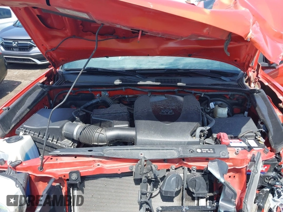 2018 Toyota Tacoma SR with VIN 3TMCZ5AN2JM131276, listed as a IAAI auction lot 42160819 with 46,044 mi miles and . Bid and sale history available at carsss.com. Image 10.