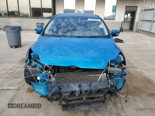 2014 Ford Focus SE z VIN 1FADP3K27EL418984, wystawiony jako Copart lot #53505085 z przebiegiem 118 980 mil mil oraz Szkoda całkowita • Salvage title. Historia ofert i sprzedaży dostępna na DreamBid. Obrazek 5.