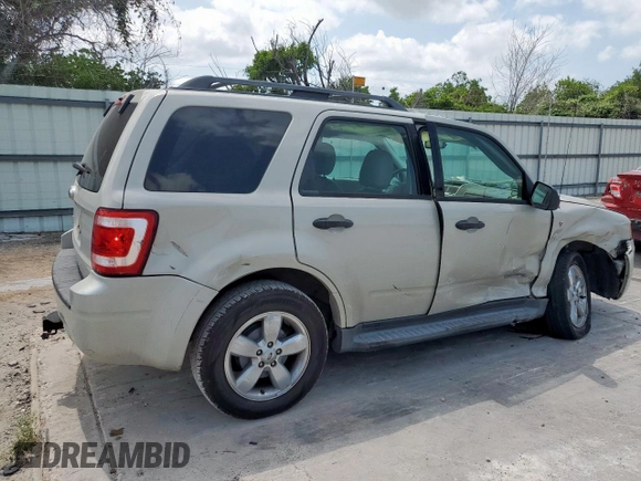2008 Ford Escape XLT с VIN 1FMCU03118KA67434, выставлен на аукционе Copart как лот 58444095 с пробегом 61 803 миль миль и Списание • Salvage title. История ставок и продаж доступна на DreamBid. Изображение 3.