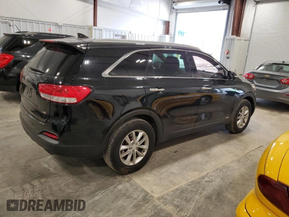 2017 Kia Sorento LX with VIN 5XYPGDA34HG211685, listed as a Copart auction lot 50651374 with 118,652 mi miles and Non Repairable. Bid and sale history available at carsss.com. Image 3.
