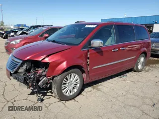 2013 Chrysler Town & Country Limited z VIN 2C4RC1GG6DR571740, wystawiony jako Copart lot #55578715 z przebiegiem 161 244 mil mil oraz Czysty tytuł • Clean title. Historia ofert i sprzedaży dostępna na DreamBid. Obrazek 1.