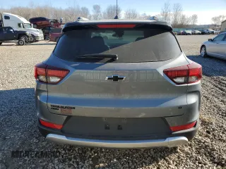2022 Chevrolet TrailBlazer LT with VIN KL79MRSLXNB010454, listed as a Copart auction lot 84032814 with 38,500 mi miles and Salvage Title. Bid and sale history available at carsss.com. Image 6.