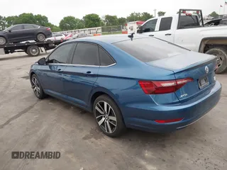 2020 Volkswagen Jetta S z VIN 3VWN57BU4LM048390, wystawiony jako IAAI lot #41946185 z przebiegiem 94 140 mil mil oraz . Historia ofert i sprzedaży dostępna na DreamBid. Obrazek 3.