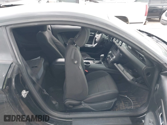 2017 Ford Mustang V6 с VIN 1FA6P8AMXH5203178, выставлен на аукционе IAAI как лот 42124208 с пробегом 145 091 миль миль и . История ставок и продаж доступна на DreamBid. Изображение 5.