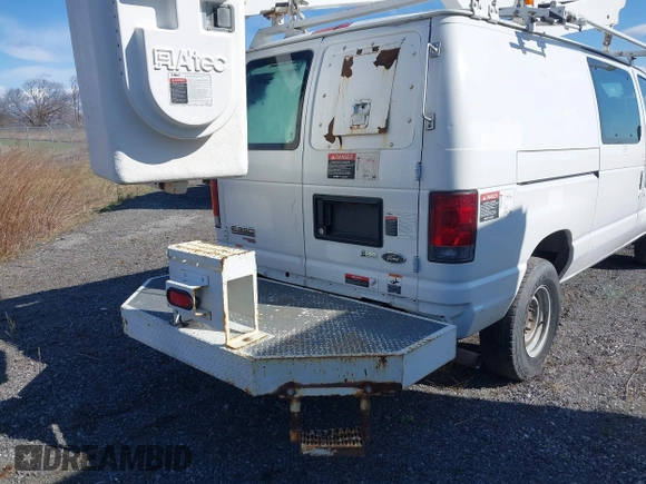 2012 Ford Econoline Cargo Super Duty Commercial with VIN 1FTSE3EL5CDB22042, listed as a IAAI auction lot 41950506 with 157,363 mi miles. Bid and sale history available at carsss.com. Image 6.