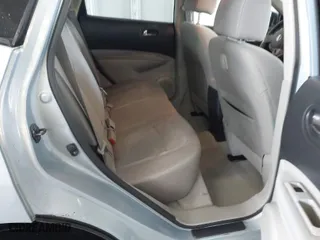 2015 Nissan Rogue Select S with VIN JN8AS5MT7FW162623, listed as a IAAI auction lot 41628617 with 120,483 mi miles. Bid and sale history available at carsss.com. Image 8.