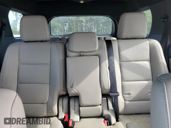 2015 Ford Explorer Limited z VIN 1FM5K7F8XFGA51281, wystawiony jako Copart lot #52394155 z przebiegiem 59 767 mil mil oraz Szkoda całkowita • Salvage title. Historia ofert i sprzedaży dostępna na DreamBid. Obrazek 10.
