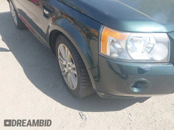 2010 Land Rover LR2 HSE z VIN SALFR2BN8AH170249, wystawiony jako IAAI lot #42244748 z przebiegiem 119 450 mil mil oraz . Historia ofert i sprzedaży dostępna na DreamBid. Obrazek 13.