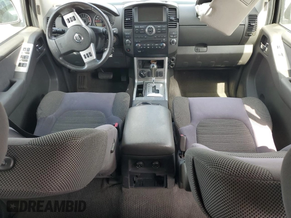 2008 Nissan Pathfinder S z VIN 5N1AR18B28C611885, wystawiony jako Copart lot #55053275 z przebiegiem 199 434 mil mil oraz Szkoda całkowita • Salvage title. Historia ofert i sprzedaży dostępna na DreamBid. Obrazek 8.