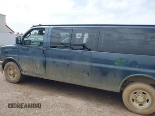 2020 Chevrolet Express Passenger LT с VIN 1GAZGPFG5L1168319, выставлен на аукционе IAAI как лот 41720096 с пробегом 77 030 миль миль и . История ставок и продаж доступна на DreamBid. Изображение 14.