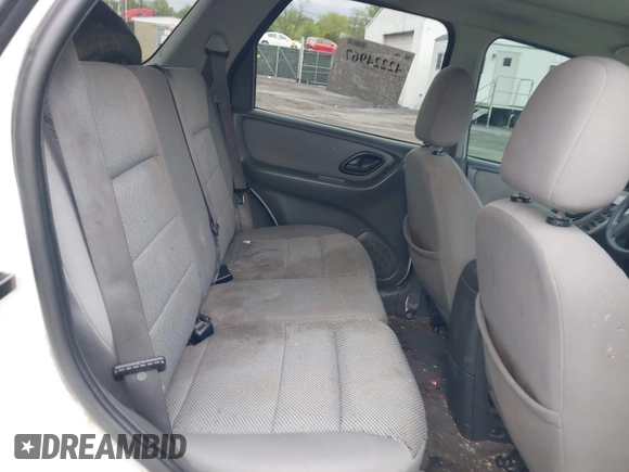2005 Ford Escape XLT with VIN 1FMYU93135KA52035, listed as a IAAI auction lot 42224967 with 185,397 mi miles and . Bid and sale history available at DreamBid. Image 8.