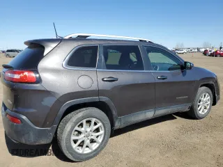 2017 Jeep Cherokee Latitude with VIN 1C4PJMCS6HD224703, listed as a Copart auction lot 54923395 with 154,006 mi miles and Salvage Title. Bid and sale history available at carsss.com. Image 3.