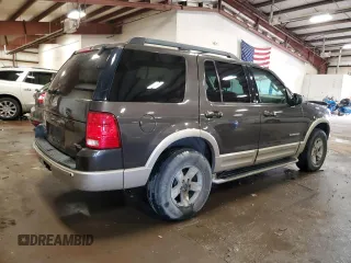 2005 Ford Explorer Eddie Bauer with VIN 1FMDU74KX5UB21804, listed as a Copart auction lot 71235234 with 235,788 mi miles and Clean title. Bid and sale history available at DreamBid. Image 3.