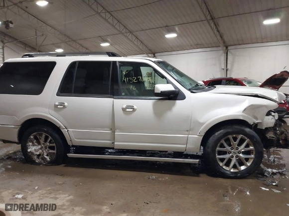 2016 Ford Expedition Limited with VIN 1FMJU2AT5GEF07157, listed as a IAAI auction lot 41327648 with 115,155 mi miles. Bid and sale history available at carsss.com. Image 14.