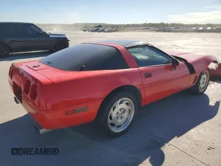 1996 Chevrolet Corvette z VIN 1G1YY22P2T5120318, wystawiony jako Copart lot #80944224 z przebiegiem 90 625 mil mil oraz Szkoda całkowita • Salvage title. Historia ofert i sprzedaży dostępna na DreamBid. Obrazek 3.