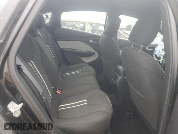 2013 Dodge Dart SXT z VIN 1C3CDFBA4DD104097, wystawiony jako Copart lot #57304125 z przebiegiem Nie podano mil oraz Nie do naprawy • Non repairable. Historia ofert i sprzedaży dostępna na DreamBid. Obrazek 9.