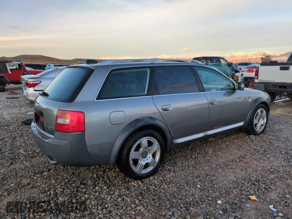 2004 Audi allroad A6 V8 z VIN WA1YD64B54N037957, wystawiony jako Copart lot #84632064 z przebiegiem 194 815 mil mil oraz Szkoda całkowita • Salvage title. Historia ofert i sprzedaży dostępna na DreamBid. Obrazek 3.